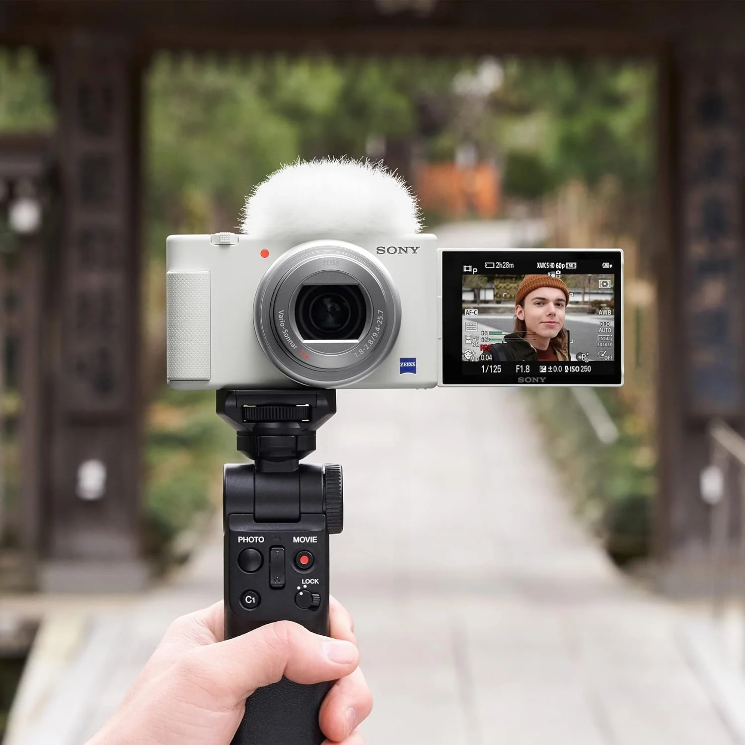 Sony ZV-1 Vlog Camera Content Creator White + ACCVC2 Vlogger Tripod & Mic Bundle - Image 4