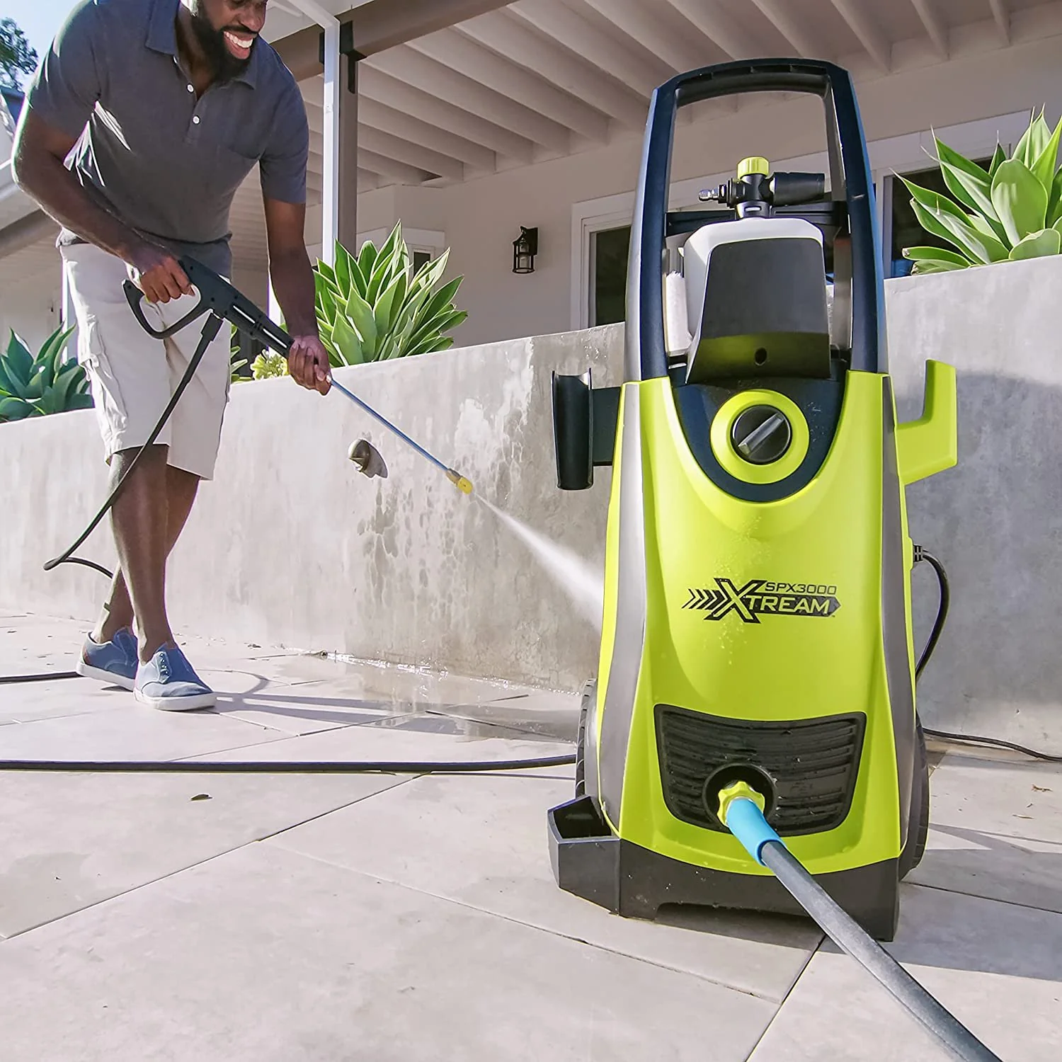 Sun Joe SPX3000-XT  XTREAM 13-Amp 2200 Max PSI Electric Pressure Washer - Refurbished - Image 4