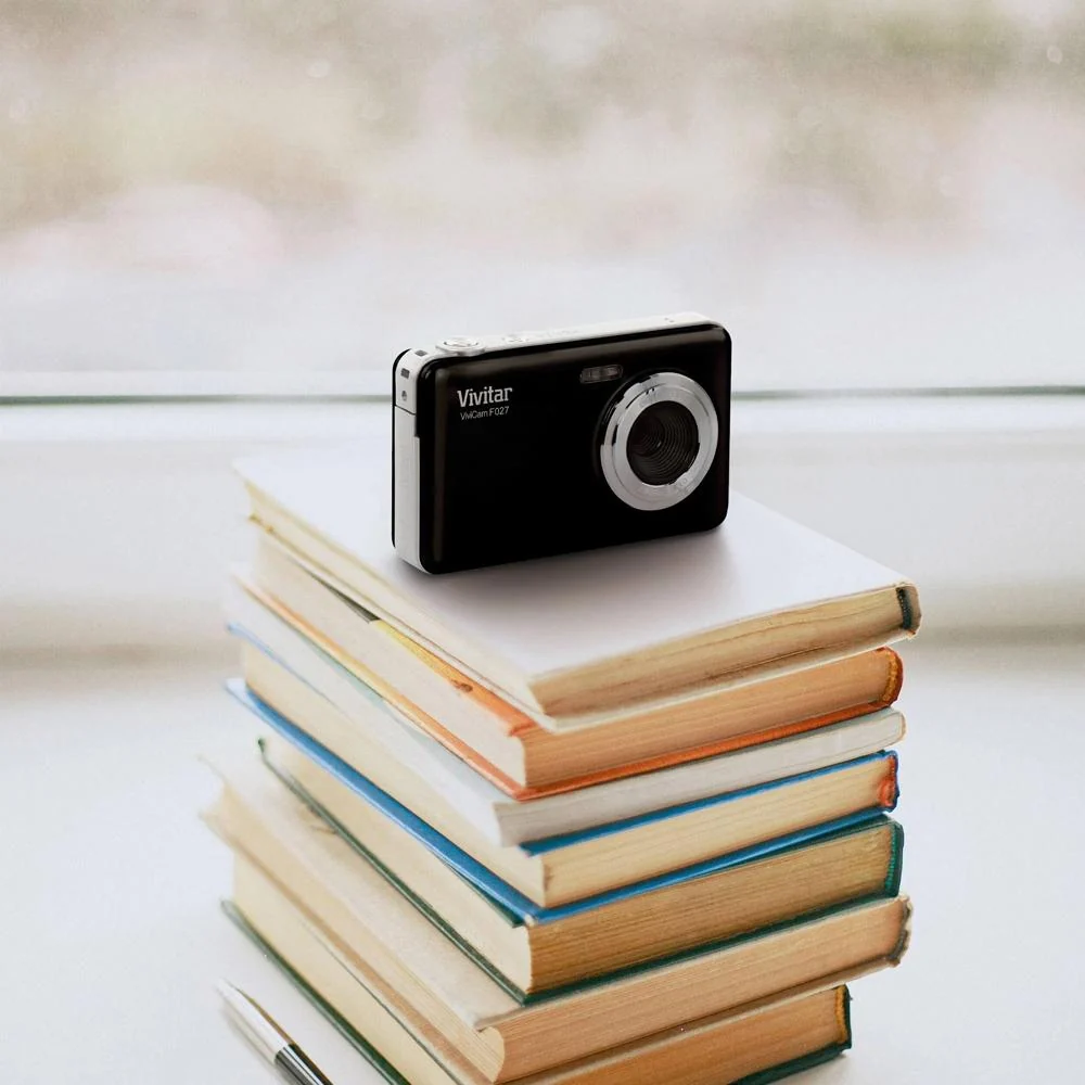 Vivitar 14.1 MP DIGITAL CAMERA WITH 2.4" TFT - Open Box - Image 2