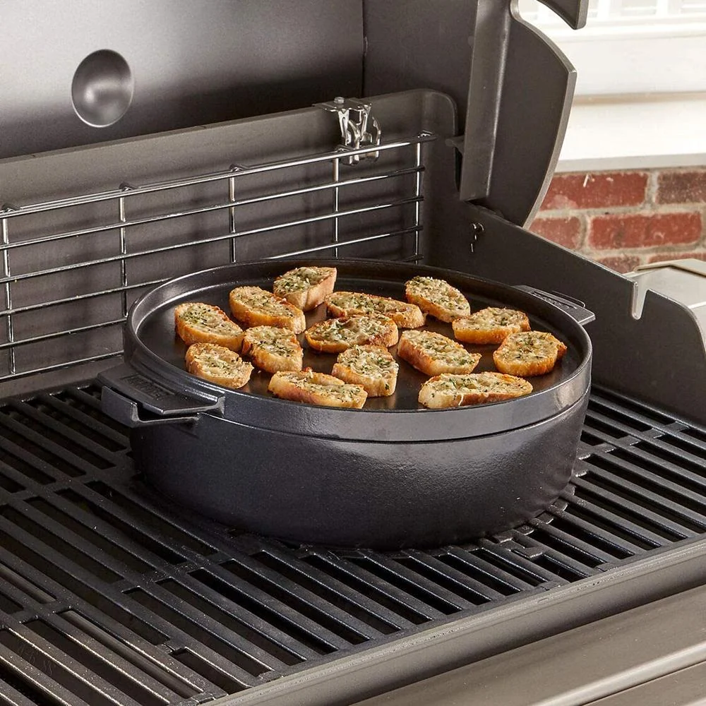 Weber 7.25 quarts Dutch Oven Duo - Cast Iron Black - 8859 - Image 5